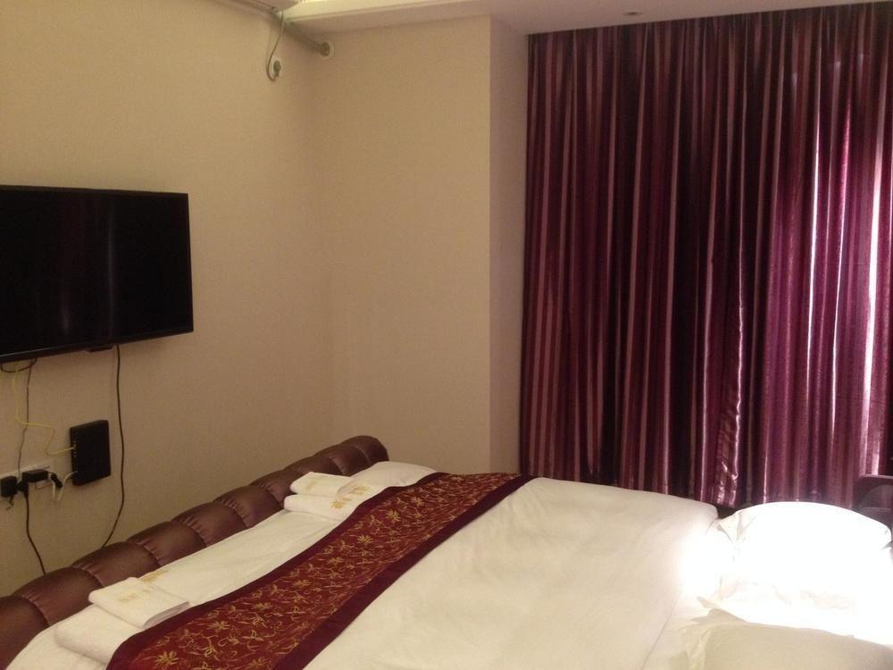 Yichao Apartment Hotel Гуанчжоу Экстерьер фото
